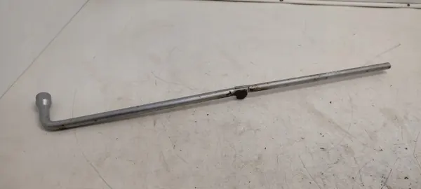 Mercedes-Benz pyöränavain OEM 1405810001 - Käytetty image 2