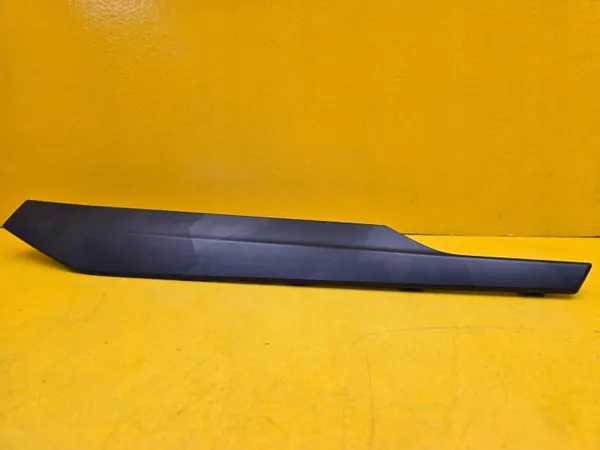 Lynk & Co 01 Konsoli Koristelista Set OEM 8889671167 image 6
