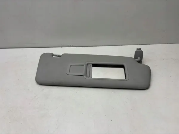 Pare-soleil Audi A3 S3 OEM 8V0857552A - Occasion image 2