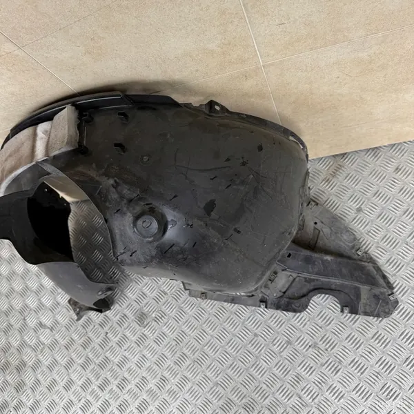 Front Left Wheel Arch VW Polo VI Lift image 3