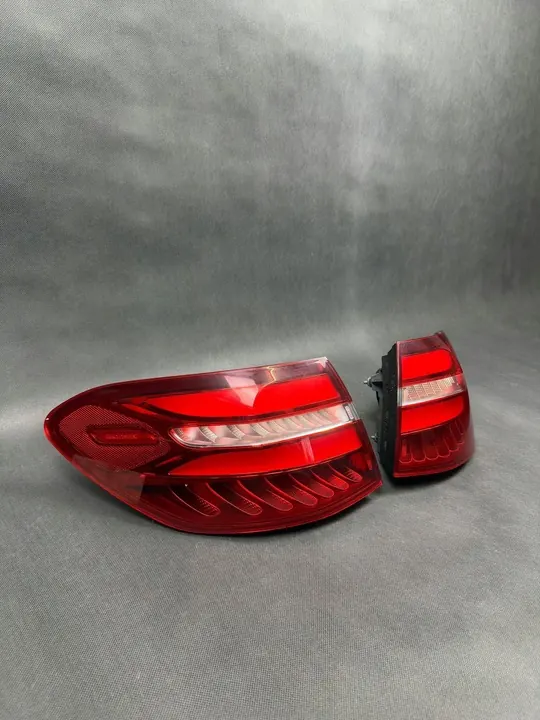 Achterlichtset Mercedes GLC X253 C253 A2539060900 A2539061000 image 2