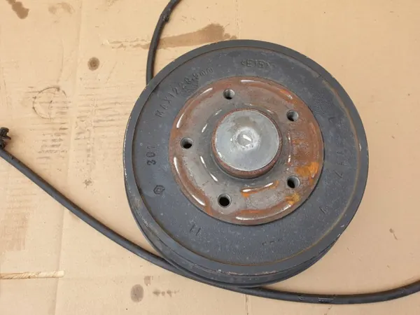 RENAULT EXPRESS Tambour Arrière Moyeu - Pièce OEM image 4