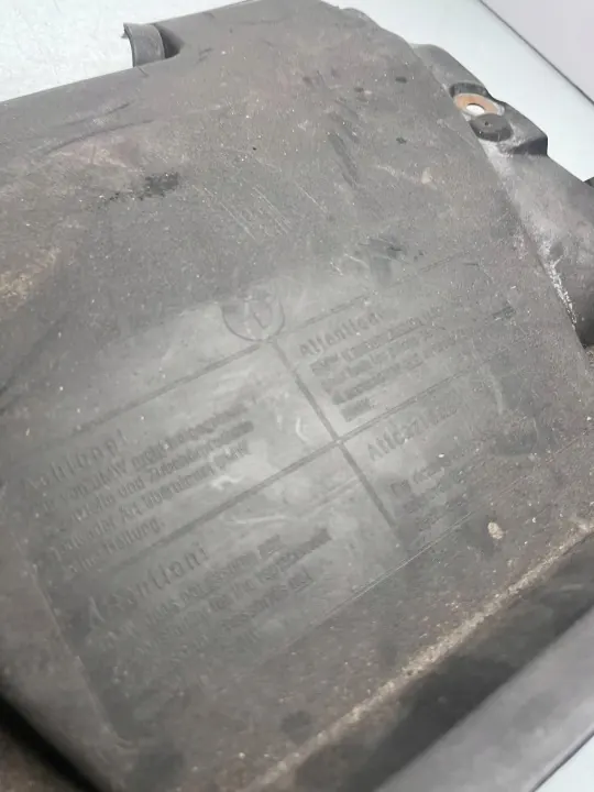 BMW Z3 E36 Konepeltilukon Kansi OEM 71977988 image 2