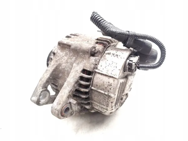 Kia Sorento Alternator 2.5 CRDi 2009 37300-4A300 image 4