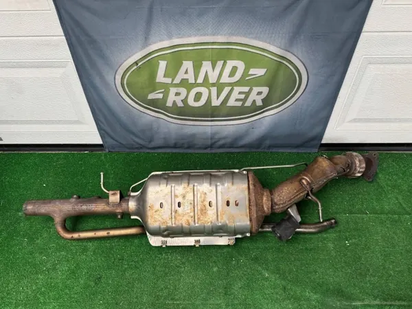Land Rover OE K8D2-5H343-A käytetty osa image 2