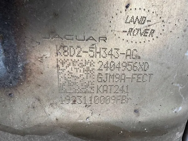 Land Rover OE K8D2-5H343-A käytetty osa image 3