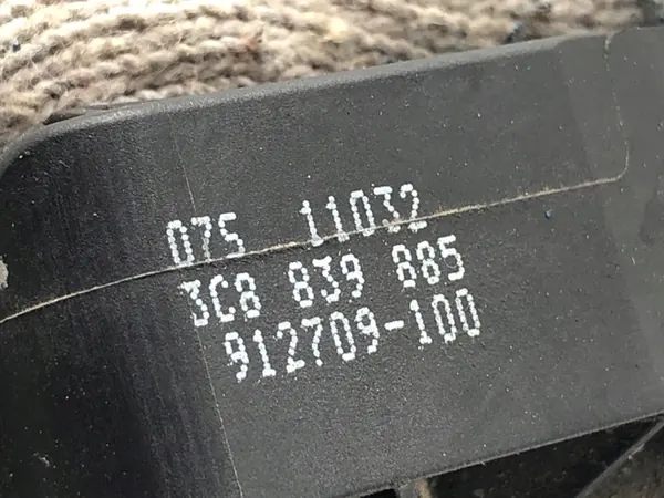 Vasen takaluukun ulkokahva VW CC B7 2011-2016 image 4