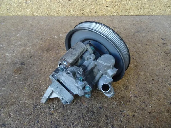 Bomba de direção AUDI A6 C5 2.7T 120BAR OEM 4B0145156A image 2