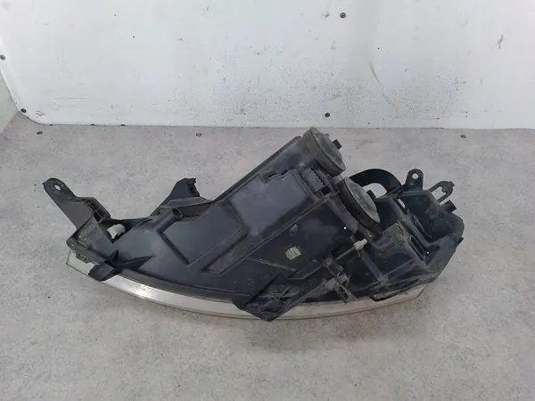 Oikea Etuvalo Peugeot Expert II image 8