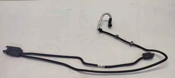 Manguera AdBlue VW Tiguan II OEM 5QF131961E - Usado image 2