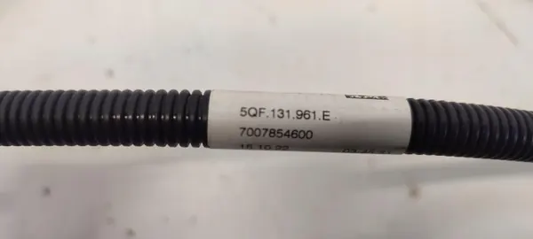 Manguera AdBlue VW Tiguan II OEM 5QF131961E - Usado image 5