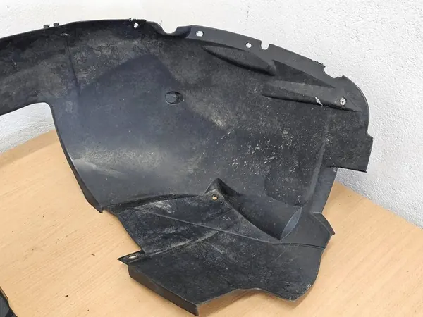 Oikea Etupyöräkaari Volvo S60 04-09 V70 04-06 30655666 image 2