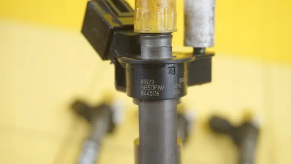 Injecteur 0445116024 pour BMW E87 E60 E90 X1 X3 2.0D image 4