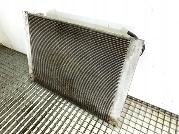 Radiador de agua BMW E60 3.0 272CV OEM 7519212 image 2