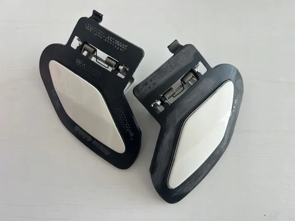 MERCEDES B W246 2011-2014 Bouchons de lave-glace L+R OEM image 2