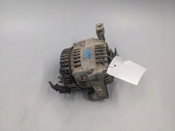 Vaihtovirtageneraattori Citroen Saxo Xsara 1.4 70A Valeo 2541763B image 2