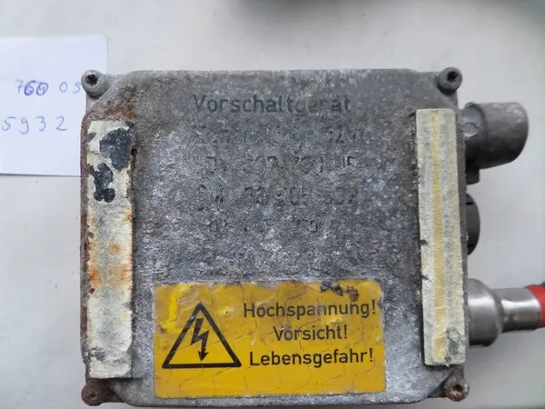 Xenon-Konverter Opel Omega Hella image 2