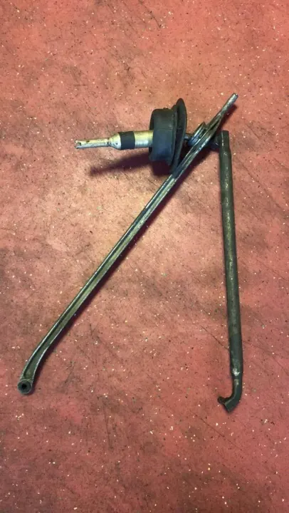 Levier de Vitesses BMW OEM 1221818 pour Série 5 E34 image 2