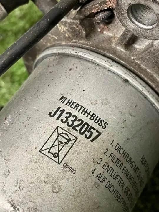 Bränslefilterhus Toyota OE OEM J1332057 image 3