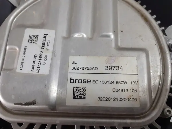 JEEP WRANGLER JL 2.0T 2018- Fläktkåpa 68272755AD image 2