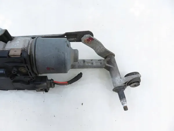 Bosch Tuulilasinpyyhkimen moottori VW Golf Plus image 3