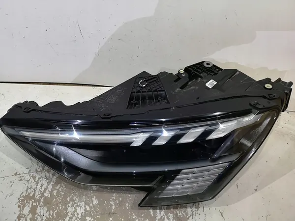 Faros LED MATRIX Audi RS3 8Y0 Izquierda Derecha image 9