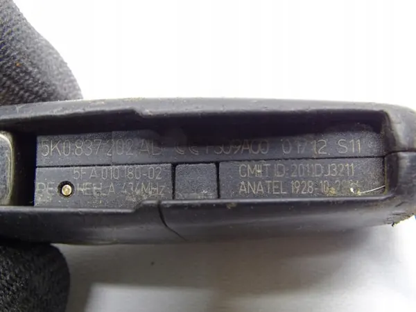 Clé Télécommande OEM 5K0837202AD pour VW image 6