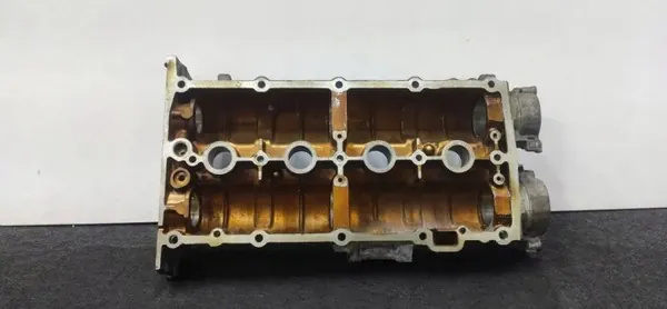 Cubierta de seguidor de levas VW OEM 03C103475 1.6L gasolina image 2