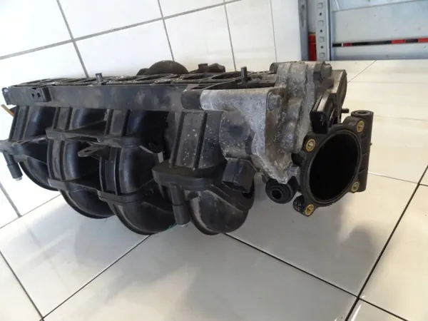 Inlaatspruitstuk Ford Mondeo MK III 1.8 16V SCI OEM 2S7G-9424-AJ image 7