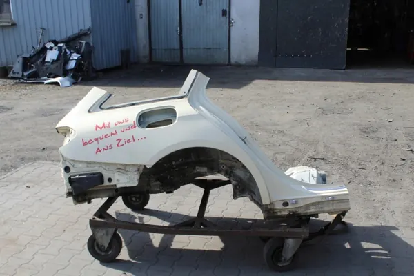 Panneau quart arrière droit Mercedes W213 OEM 5772194 image 2