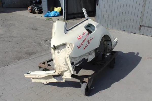 Panneau quart arrière droit Mercedes W213 OEM 5772194 image 3