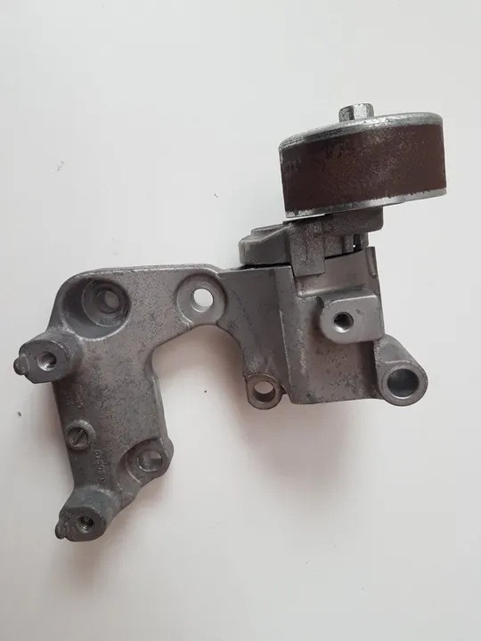 2015 Lexus GS 250 350 300H 450H Seat Belt Adjustment 16620-31021 image 4