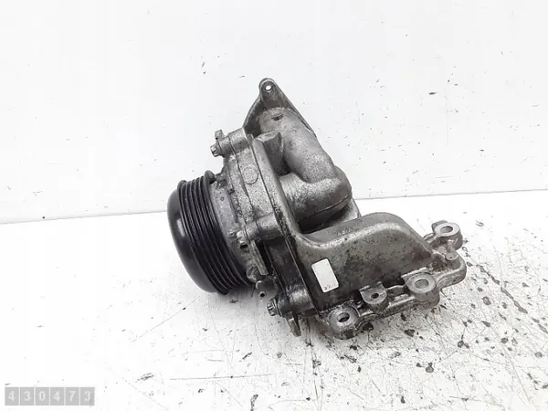 Bomba de água aquecimento Mercedes OEM A6542010010 - Usada image 4