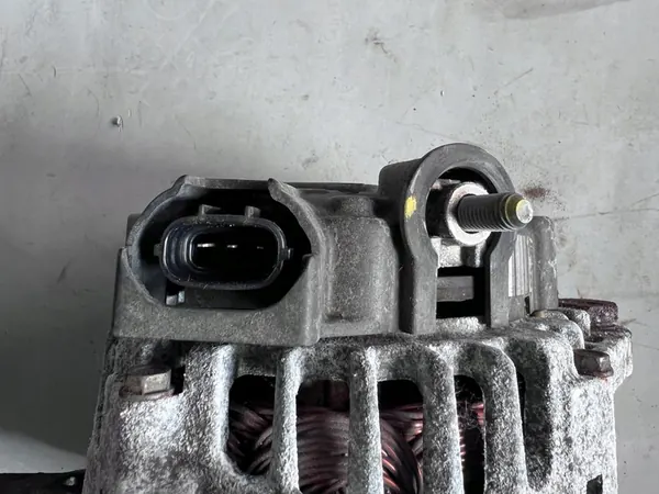 KIA SPORTAGE 3 III I30 I40 IX35 1.6 GDI Vaihtovirtageneraattori 110A image 5