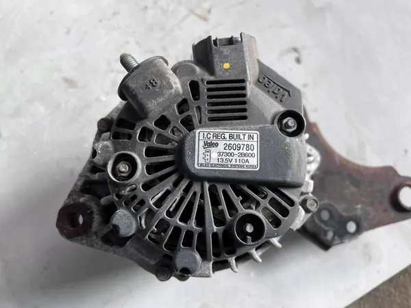 KIA SPORTAGE 3 III I30 I40 IX35 1.6 GDI Vaihtovirtageneraattori 110A image 6