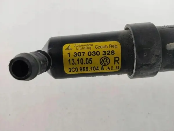 Rechter koplampensproeier VW Passat B7 Alltrack OEM 3C0955104 image 3