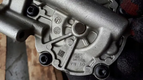 Olje pump 3.0 TFSI Audi S4 A5 S5 SQ5 06M115103Q image 10