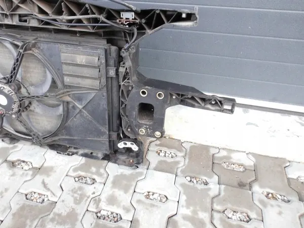 Conjunto de ventilador de radiador dianteiro Seat Leon II 1.6 8V OEM image 10