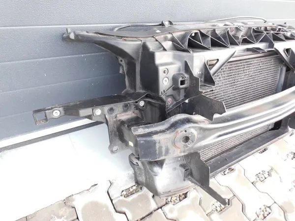 Conjunto de ventilador de radiador dianteiro Seat Leon II 1.6 8V OEM image 2