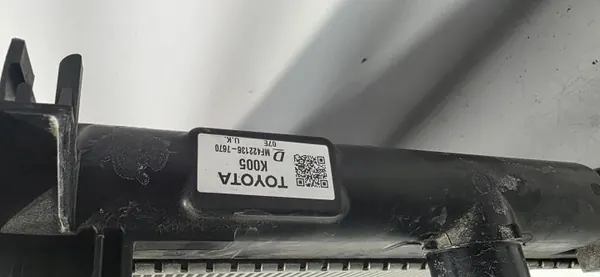 Radiateur d'eau Toyota OEM MF422136-7670 Occasion image 5