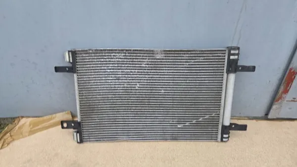 OEM 9816746580 AC-condensorventilator Peugeot 308 II image 2