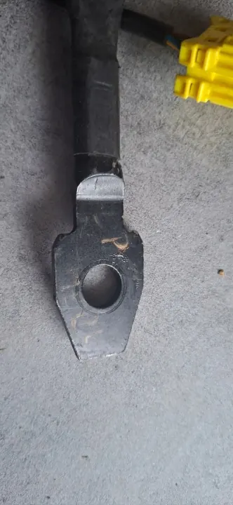 Fivela cinto dianteiro esquerdo Mercedes W220 OEM 2208601169 image 5