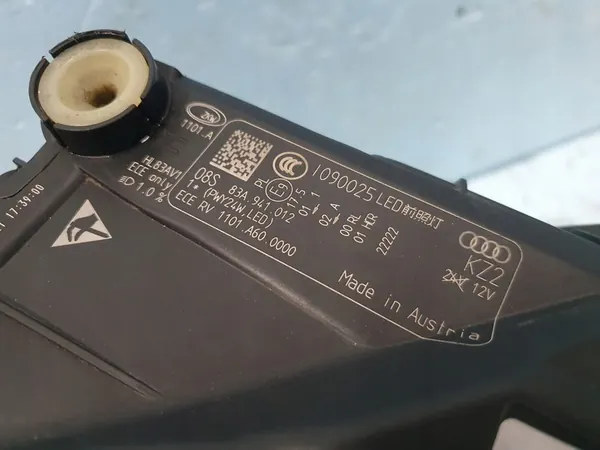 Audi OE 83A941012 Faro Delantero Derecho image 6