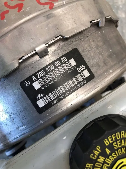 Servofreio Mercedes OEM A2054300030 - Usado image 5