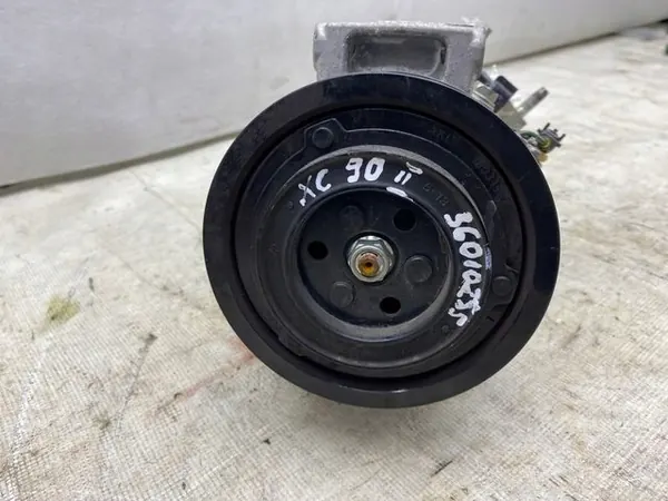 Ilmastointikompressori Volvo XC90 II image 2