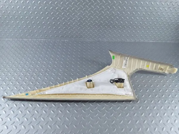 Moldagem janela lateral traseira esquerda Cadillac XTS OEM 20992593 image 4