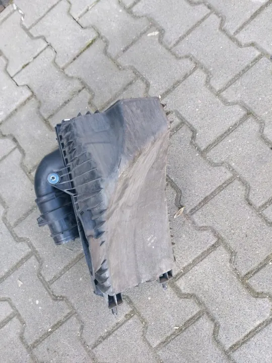 Luftfilterhus OEM 7P0128607 Porsche Cayenne II image 4