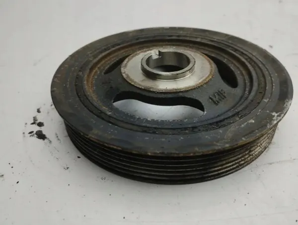 Kampiakselin hihnapyörä OEM 9651961080 Citroen C4 Picasso image 6