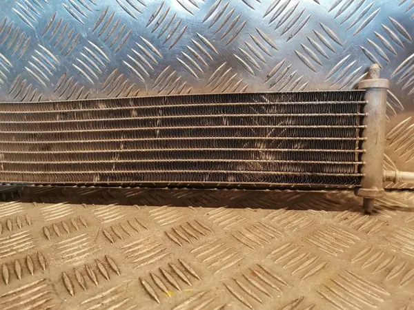 Refroidisseur d'huile de boîte Land Rover Range Rover Sport L494 OEM CPLA8D010AA image 3