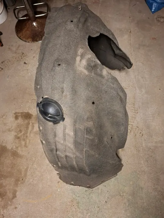 Dodge Durango III Front Right Wheel Arch OEM 57010368AG image 2